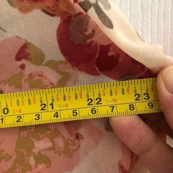 Floral Hyper-feminine  Sheer Size Large Blouse - Picture 8 of 11